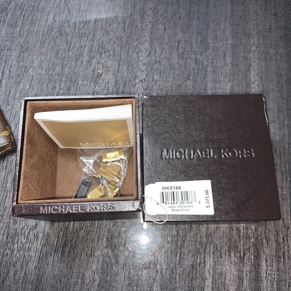 MICHAEL KORS Golden Runway Watch Glitz - Picture 5 of 5